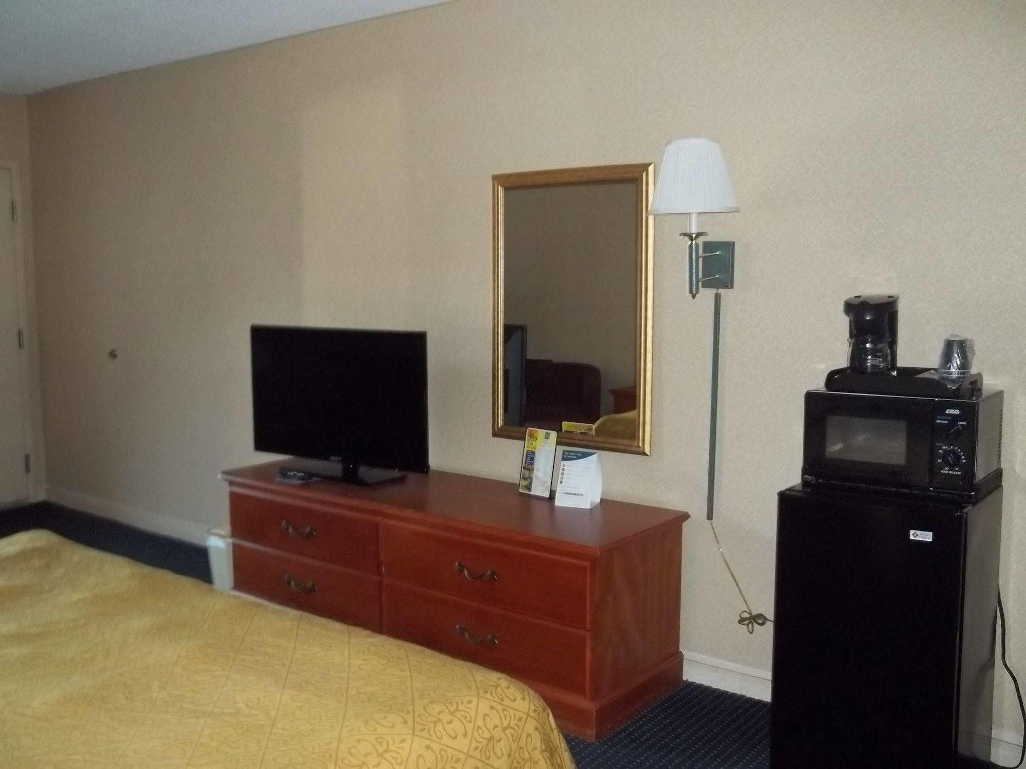 Quality Inn Little Creek Virginia Beach Dış mekan fotoğraf